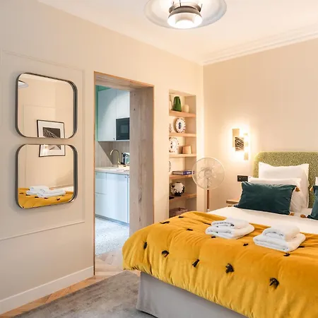 Apartment Charming With Terrace - 2 Guests - Near Montmartre